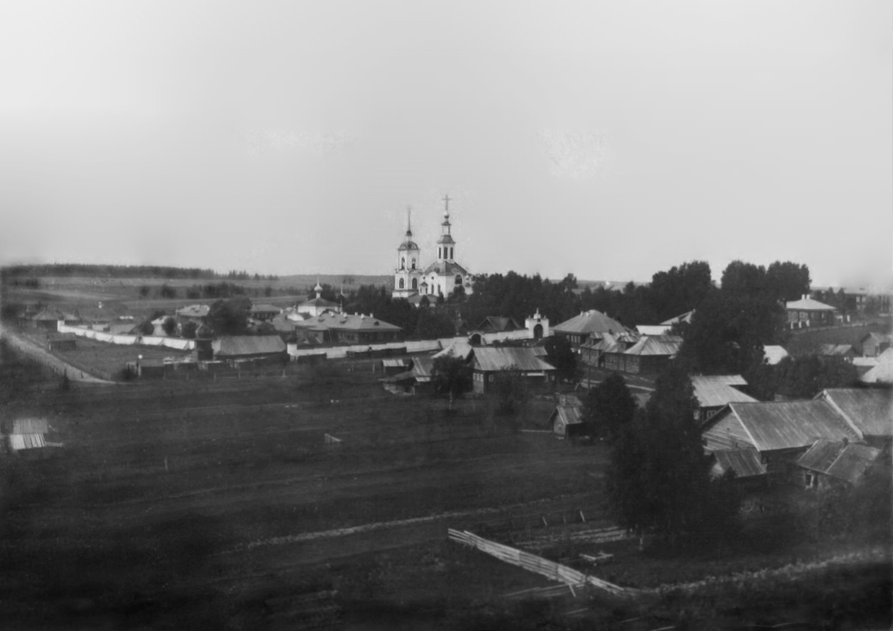 Общий вид на Троицкий Белбажский монастырь. Фото М.М.Зимина 1910г.